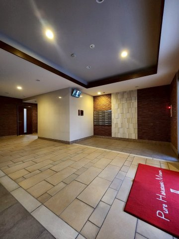 ピュア博多駅南弐番館のロビー