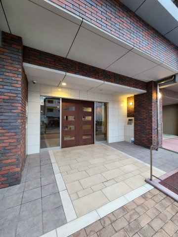 ピュア博多駅南弐番館のエントランス