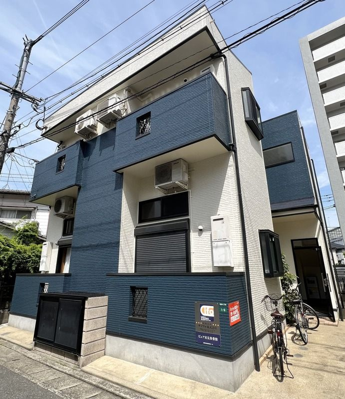 ピュア室見参番館の外観