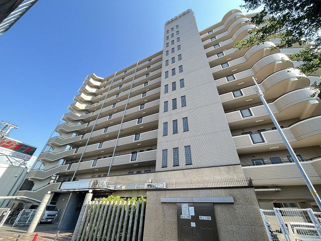 第17関根マンションの外観