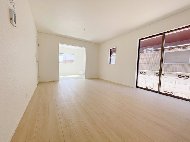 新築戸建・新築建売　足利市田中町第5　山辺小学校・山辺中学校の居間・リビング