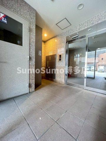 ピュアドームプレシオ博多のエントランス|毎日通るエントランスはこのようになっています