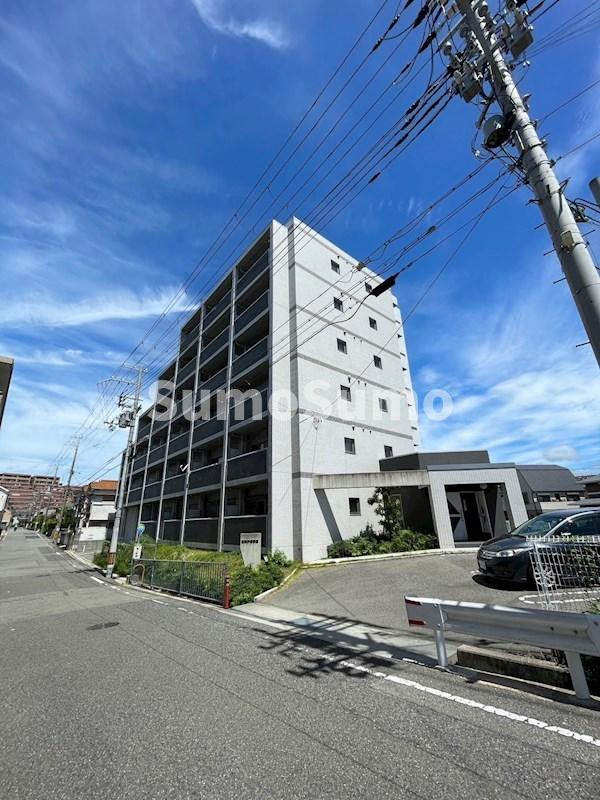 西舞子壱番館の外観