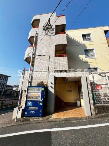 ヒルサイド筑紫丘のエントランス