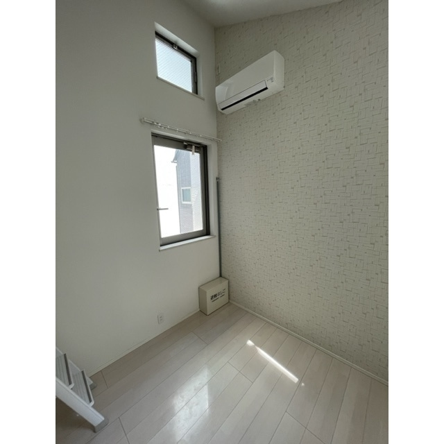 ネクステージ鶯谷の居間・リビング