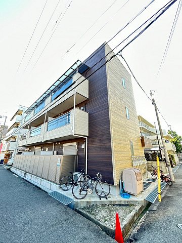 レオーネの外観