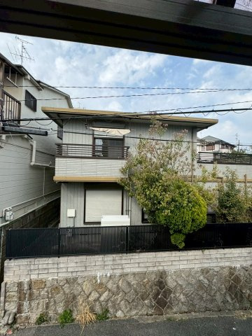 重池町貸家の展望