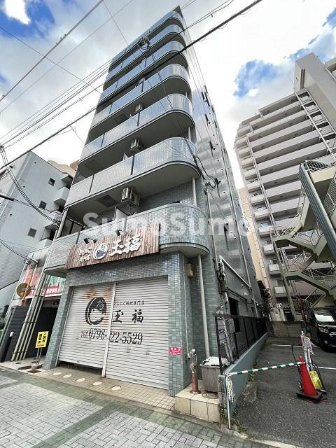 リバーサイドＯＮＥの外観