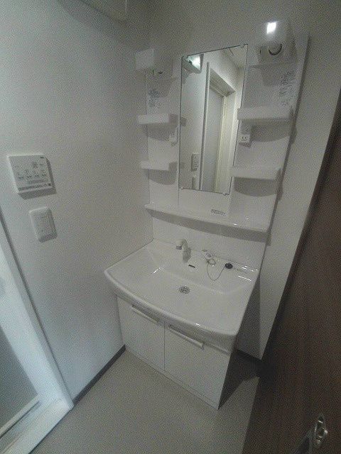 泉寿マンションの洗面所