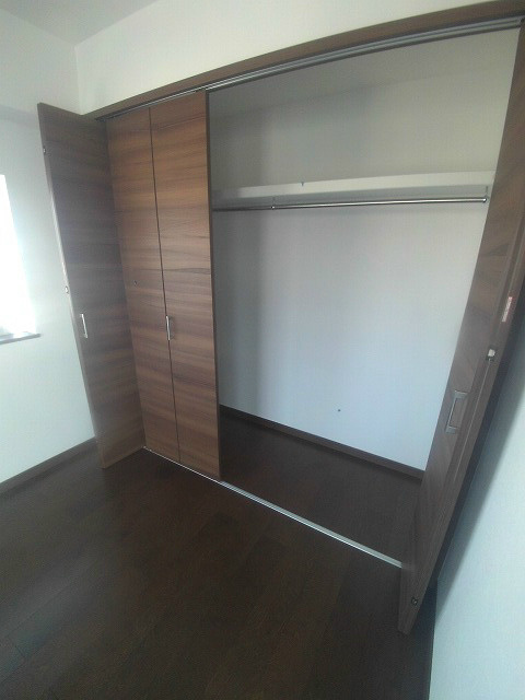 泉寿マンションの収納