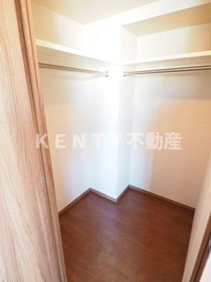 【収納】 | レジディア品川 | 便利な収納スペースです