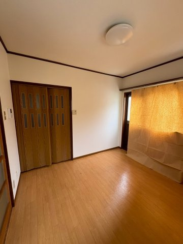 石井町３丁目アパートの居間・リビング|リビングです