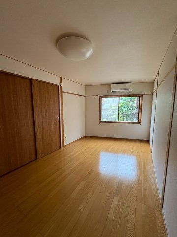 石井町３丁目アパートの寝室|落ち着いて過ごせるお部屋なので、寝室にいかがでしょうか