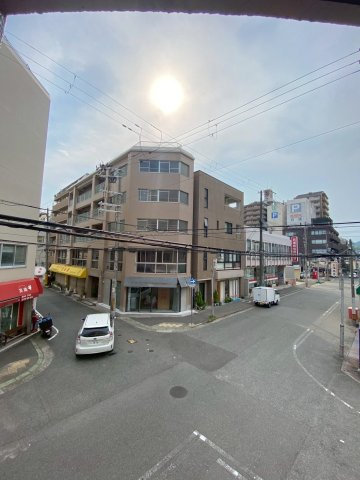 豊縁羽坂ビルの駐車場