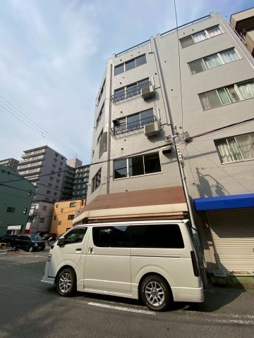 豊縁羽坂ビルの外観