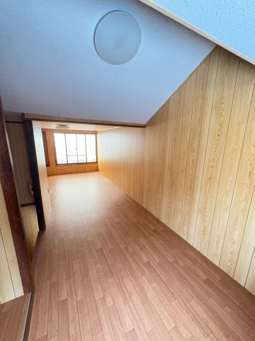 菊池アパートの寝室|使い勝手のいい寝室です