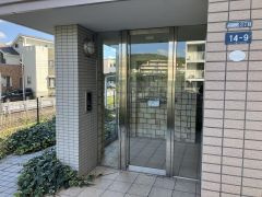 リバーサイド安藤Ⅱのエントランス