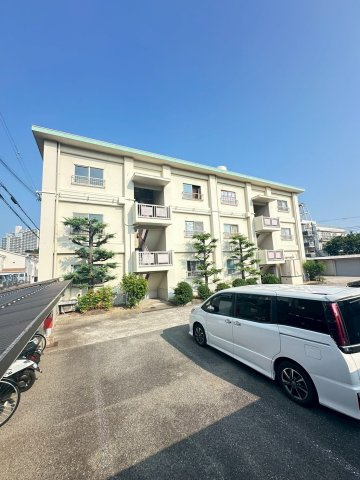 福田マンションの駐車場