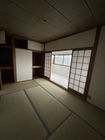 築島ビルの和室
