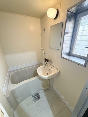 【浴室】 | ジュネスフヨー都町