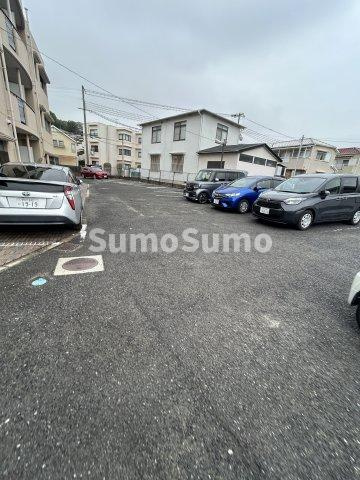 西脇ハイランドハイツ白鳳の駐車場|駐車場です
