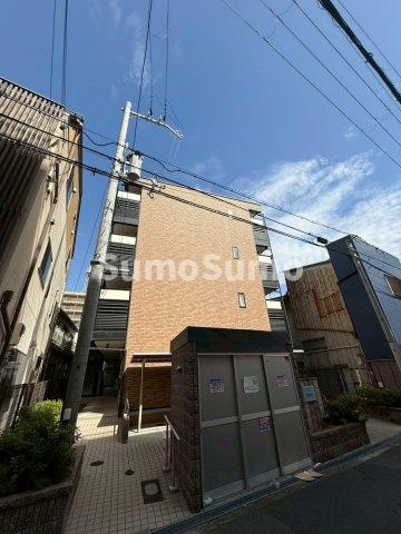 レオネクスト日新大阪の外観