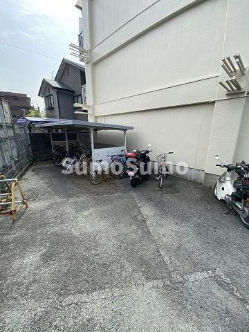 第3カシノハイツの駐車場