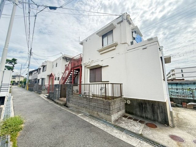 親王塚一番館