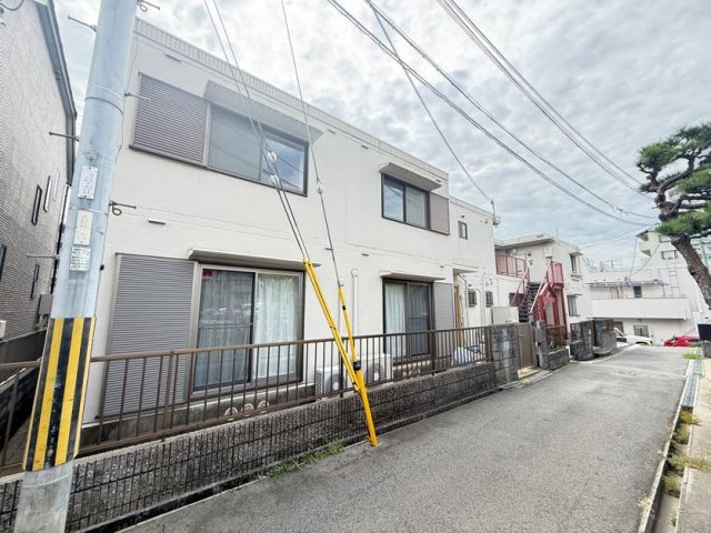 親王塚一番館の駐車場