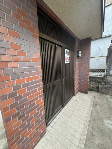 長田区高東町1-3-15戸建のエントランス