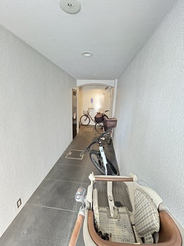 リゾーム灘のロビー