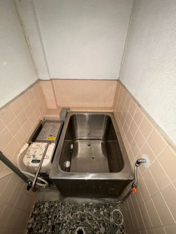 野田町田中マンションの浴室