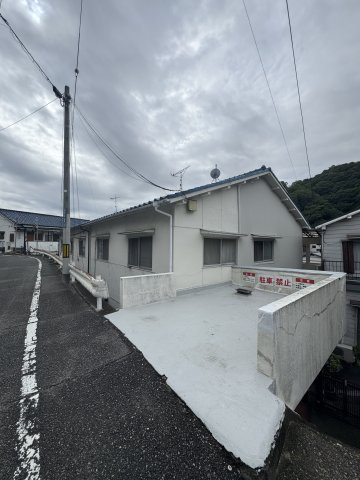 神撫ハイツの外観