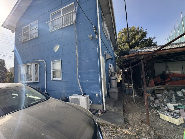 -三丁目不動産-　熊谷市久保島　敷地広々の前面道路含む現地写真