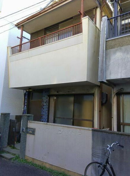 神田中通山本貸家の外観