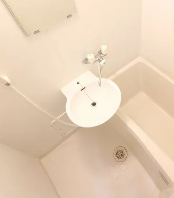 レオパレスＣｒｅｅｒの洗面所