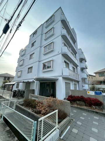 芦屋東パークハイツの外観