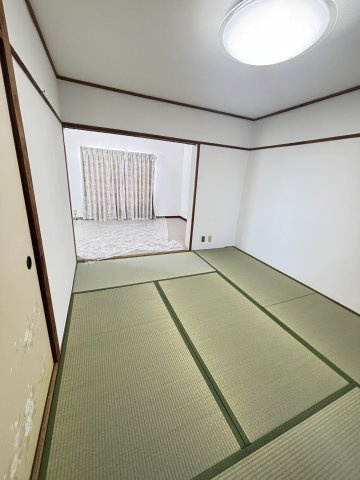 白川台グリーンハイツの和室