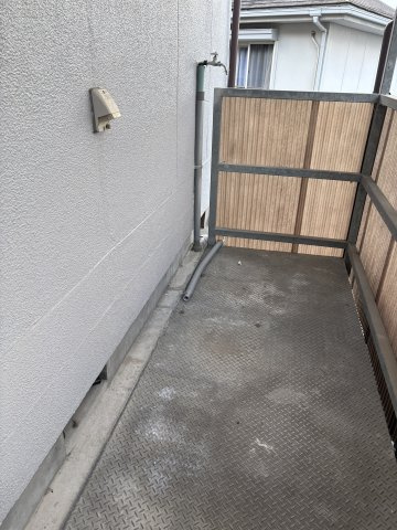 菅ノ池貸家のバルコニー