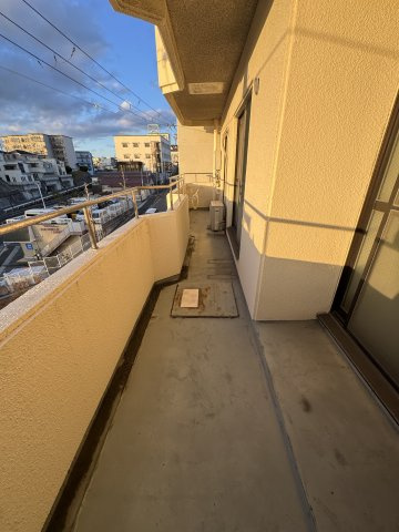 白川台ステイツのバルコニー
