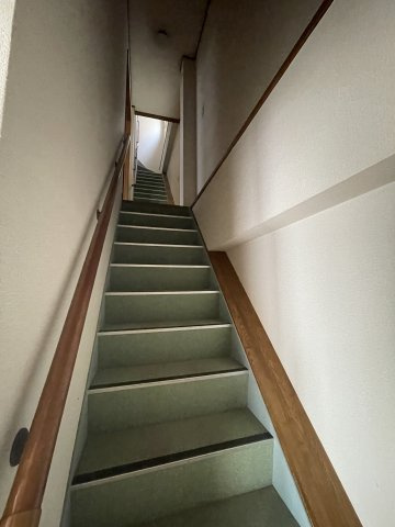 花隈町戸建の内装