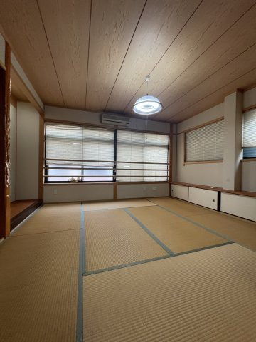 花隈町戸建の和室