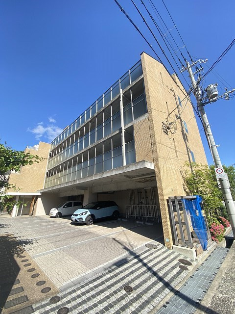芦屋プレシャスコートの外観