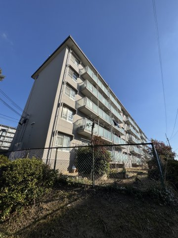 白川台住宅10号棟