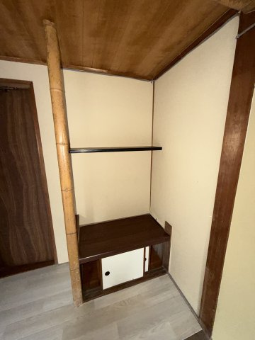 西村邸貸家の収納