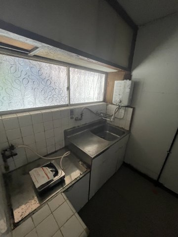 長田区高取山町アパートのキッチン