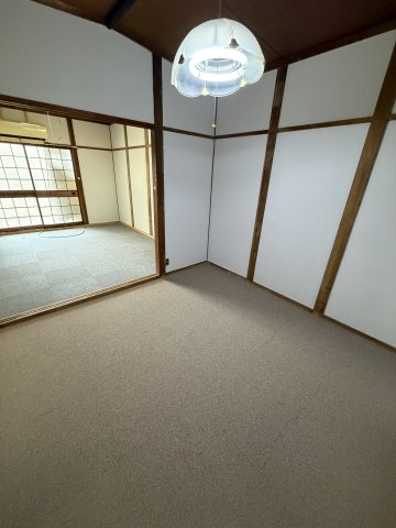 長田区高取山町アパートの居間・リビング