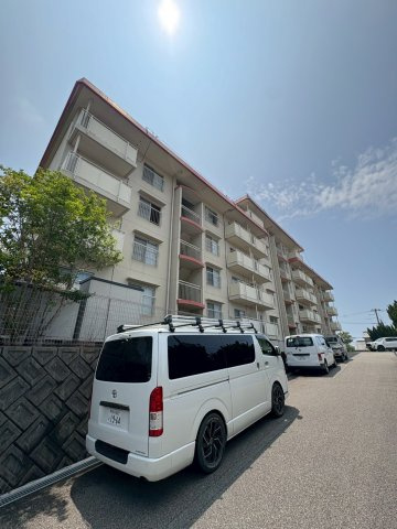 白川台藤ハイツの外観|おしゃれな外観です