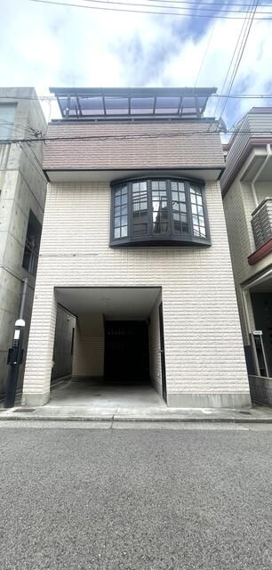 金平町1丁目貸家