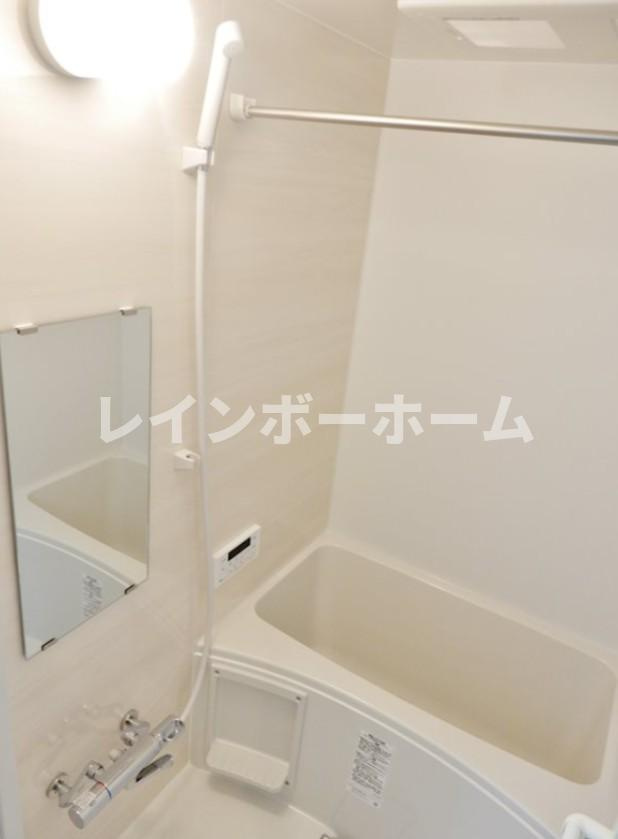 ソラーナ金町の浴室